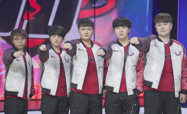 年的欧冠比 年的欧冠比