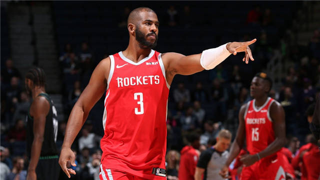 特队员在比 特队员在比